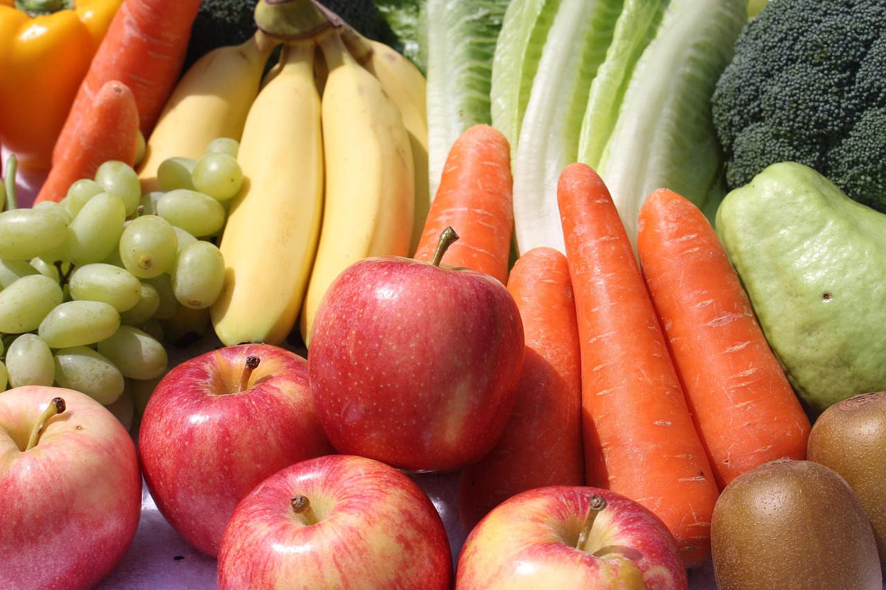 Fruit 1095331 1280 (2)