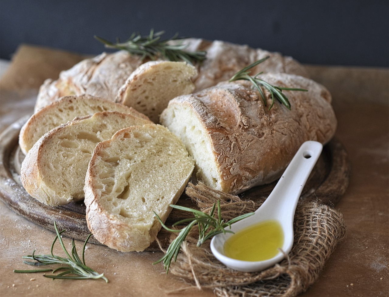 Loaf 4957679 1280