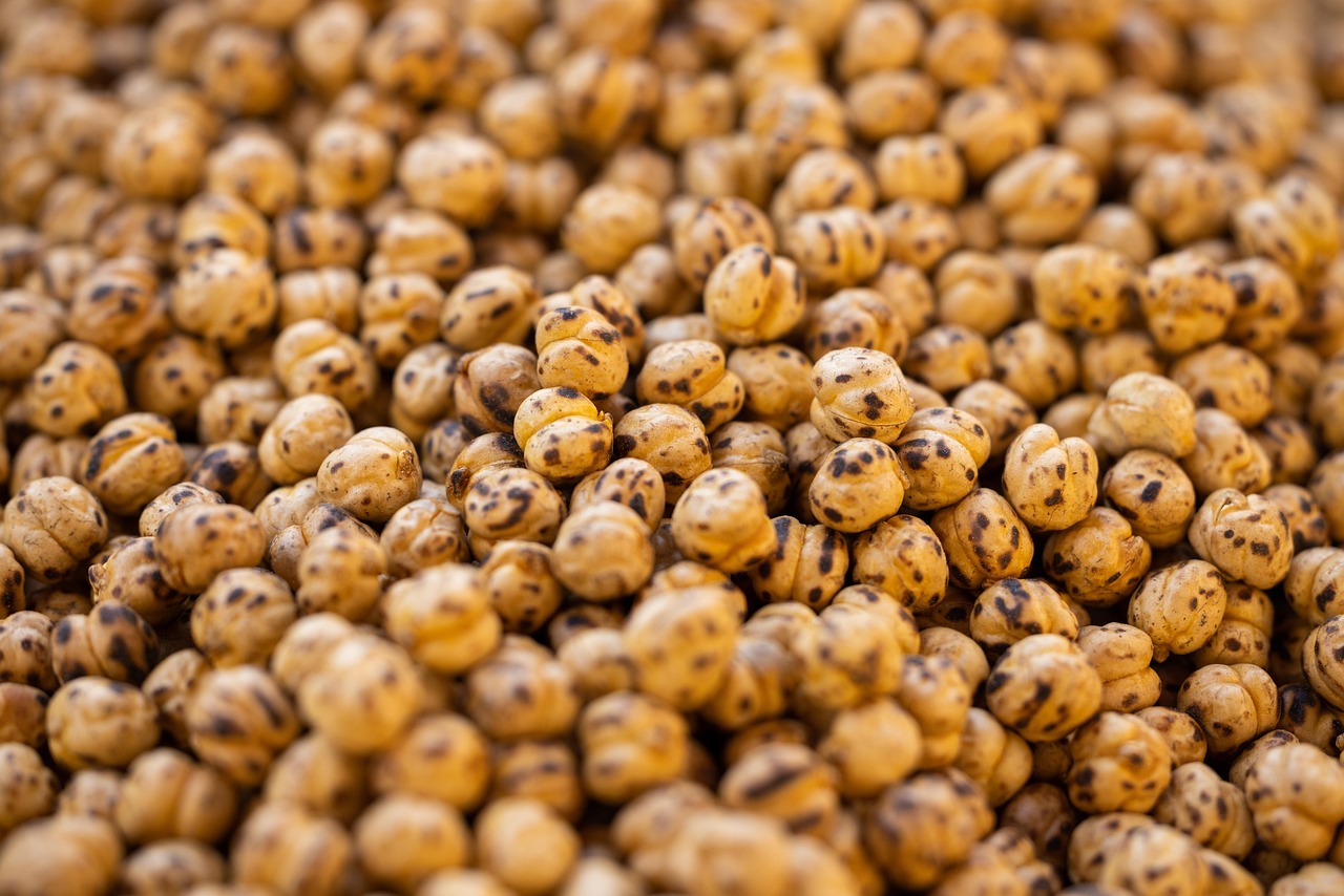 Roasted Chickpea 6757516 1280