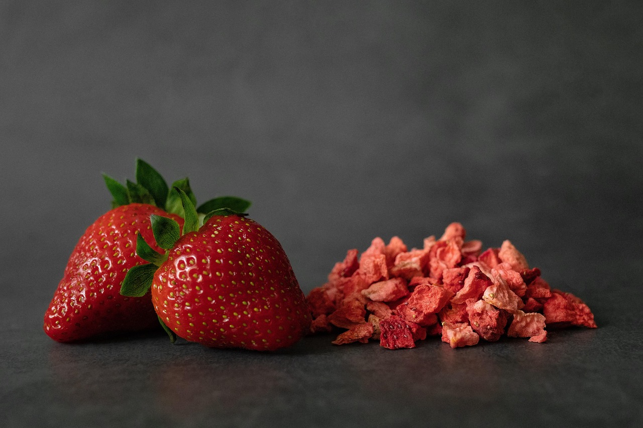 Strawberries 6188789 1280